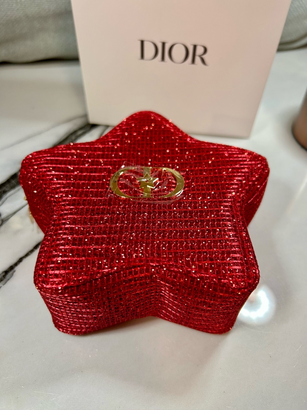 Dior Red Star Pouch 2026 Limited + Oud Ispahan, Gris Dior, Sauvage samples - Picture 5 of 5